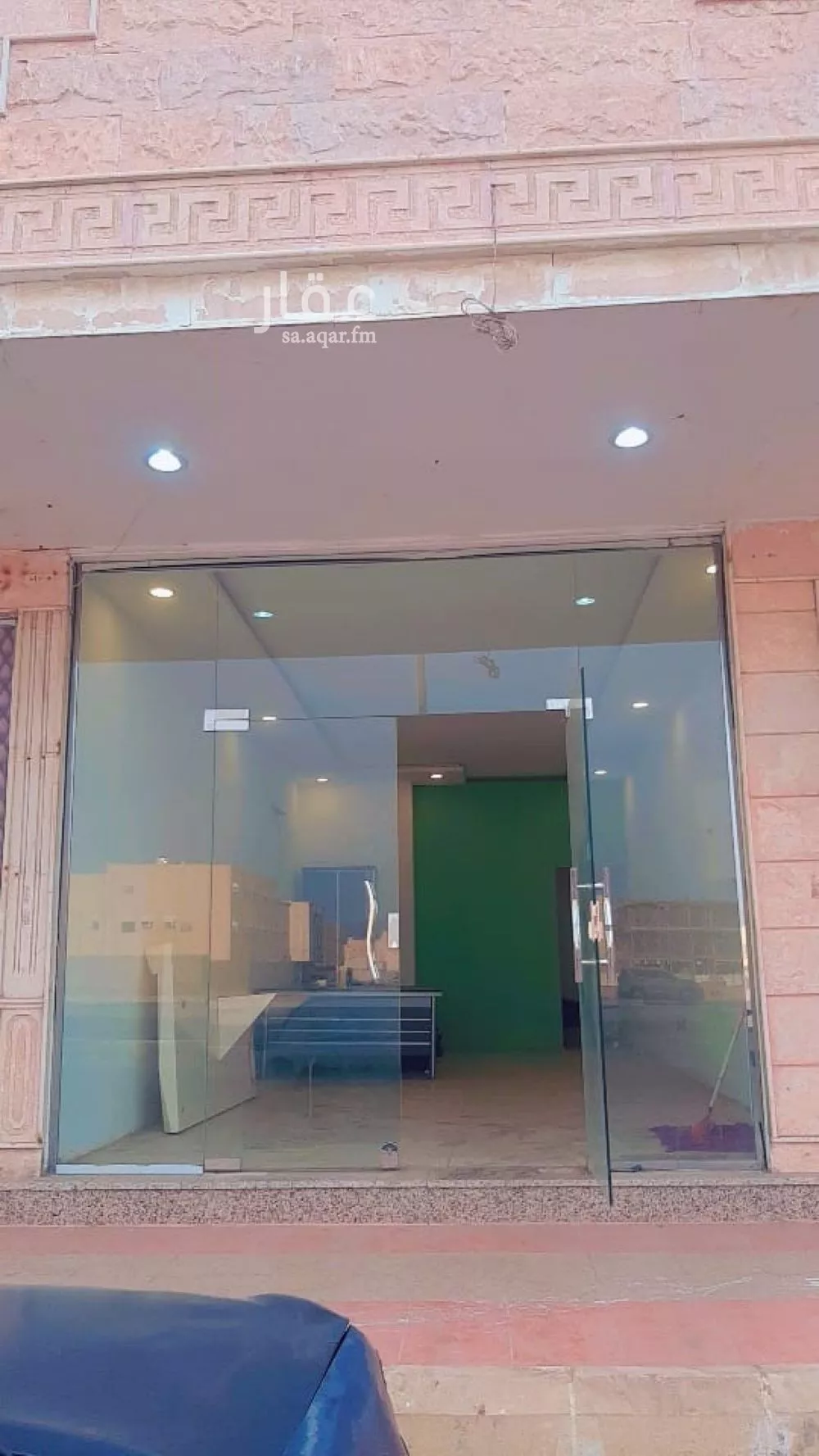 59 sqm shop in King Fahd 5