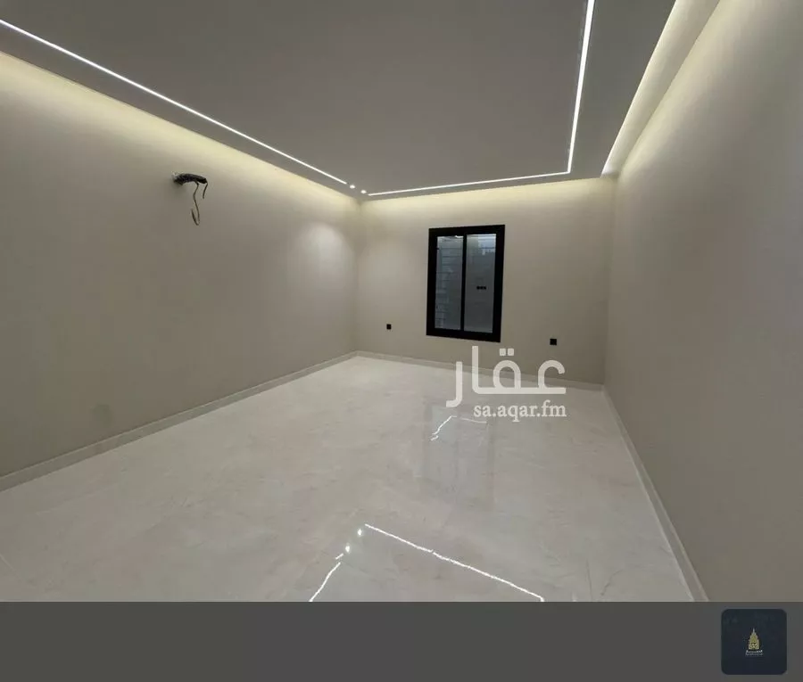 عمارة 300 م² في الملك فهد 3