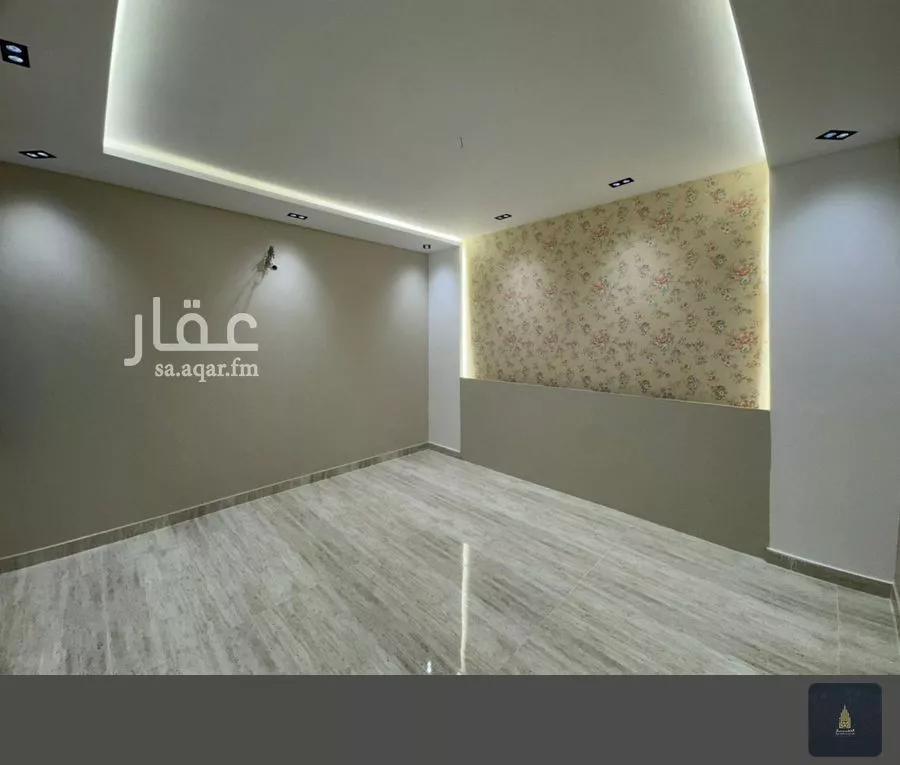 عمارة 429 م² في الملك فهد 8