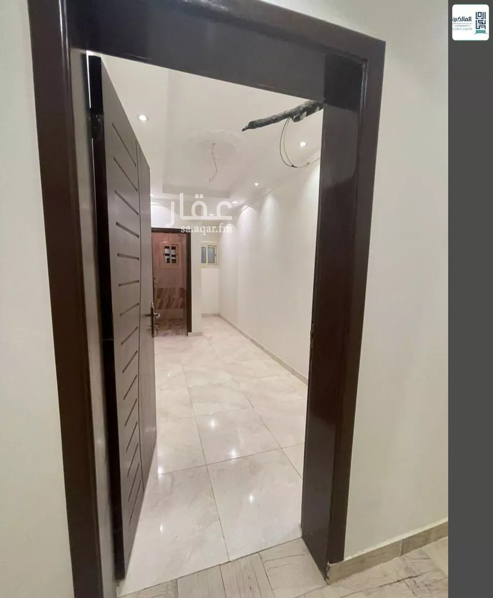 610 sqm building in Al Buhayrat 11