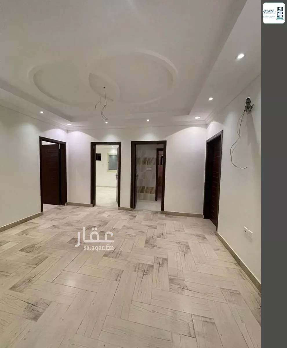 610 sqm building in Al Buhayrat 12