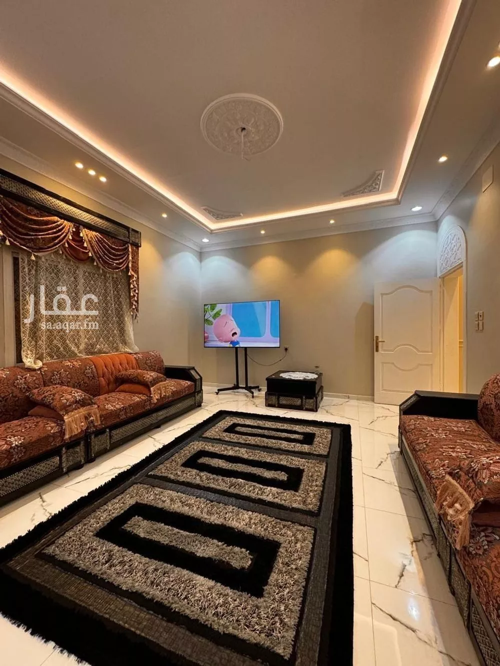 805 sqm building in Al Khadra 7