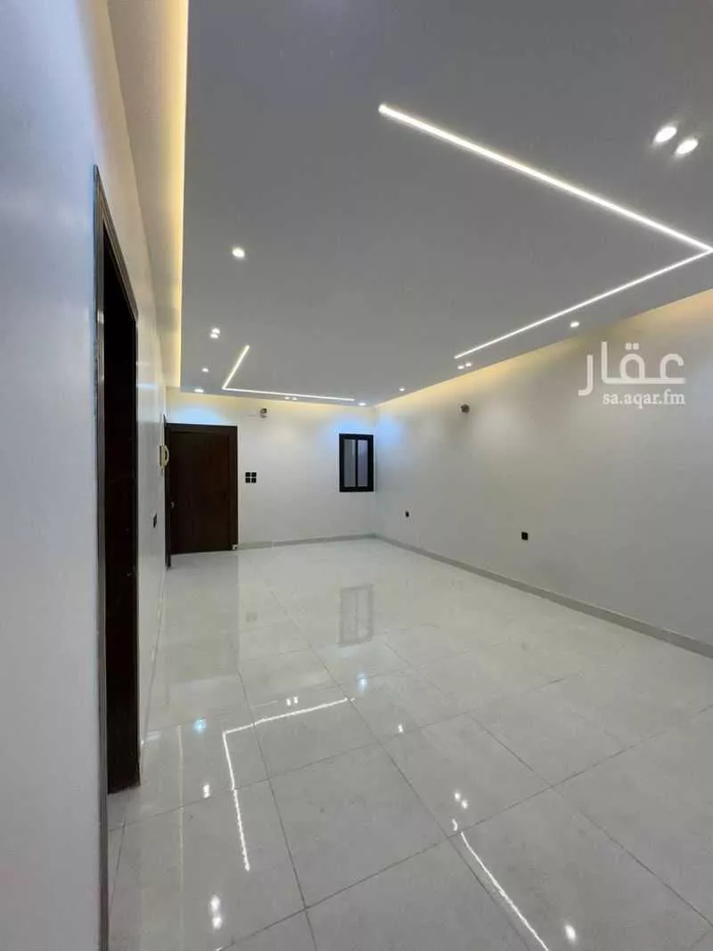 عمارة 371 م² في العكيشية 6