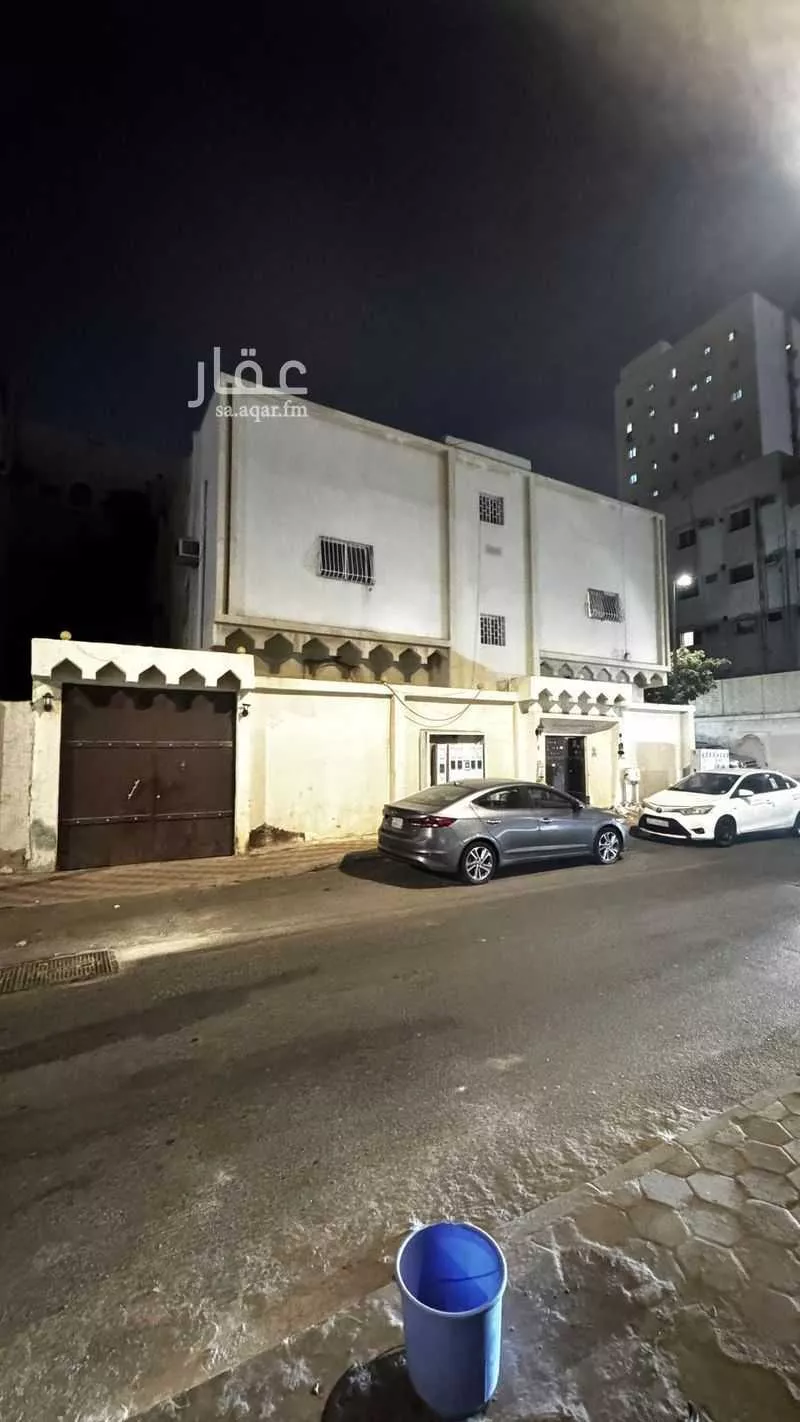 عمارة 400 م² في الجامعة 3