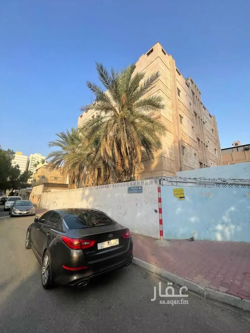 عمارة 625 م² في العزيزية 6