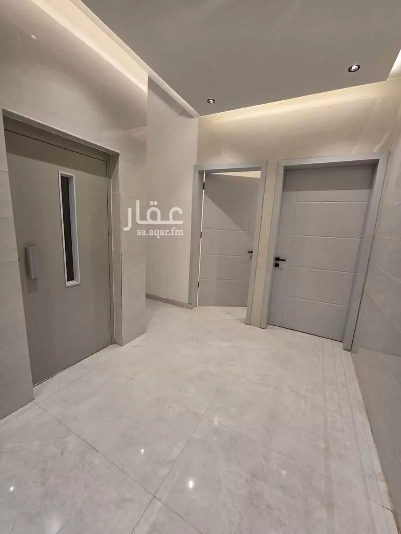 عمارة 294 م² في الملك فهد 11