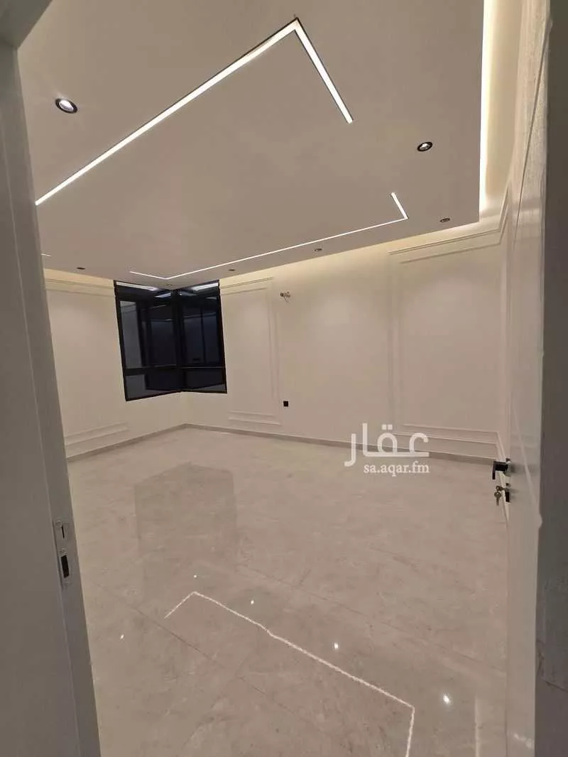 عمارة 294 م² في الملك فهد 24