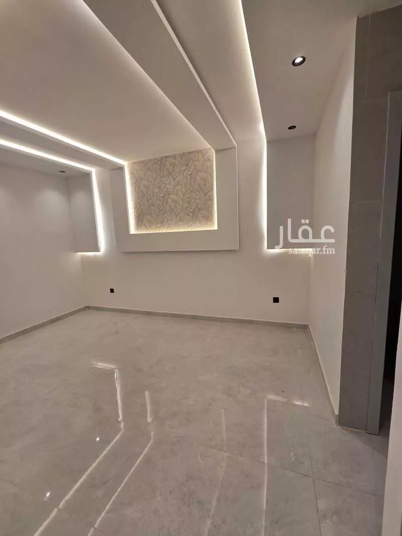 عمارة 294 م² في الملك فهد 28