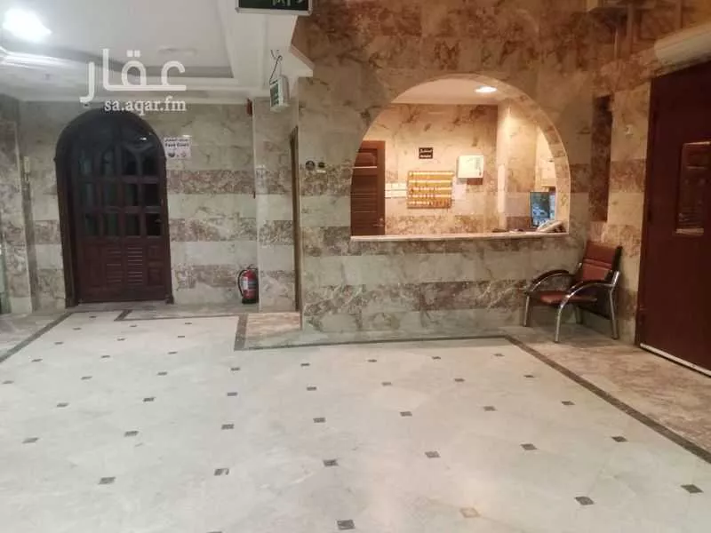 عمارة 505 م² في الروضة 6
