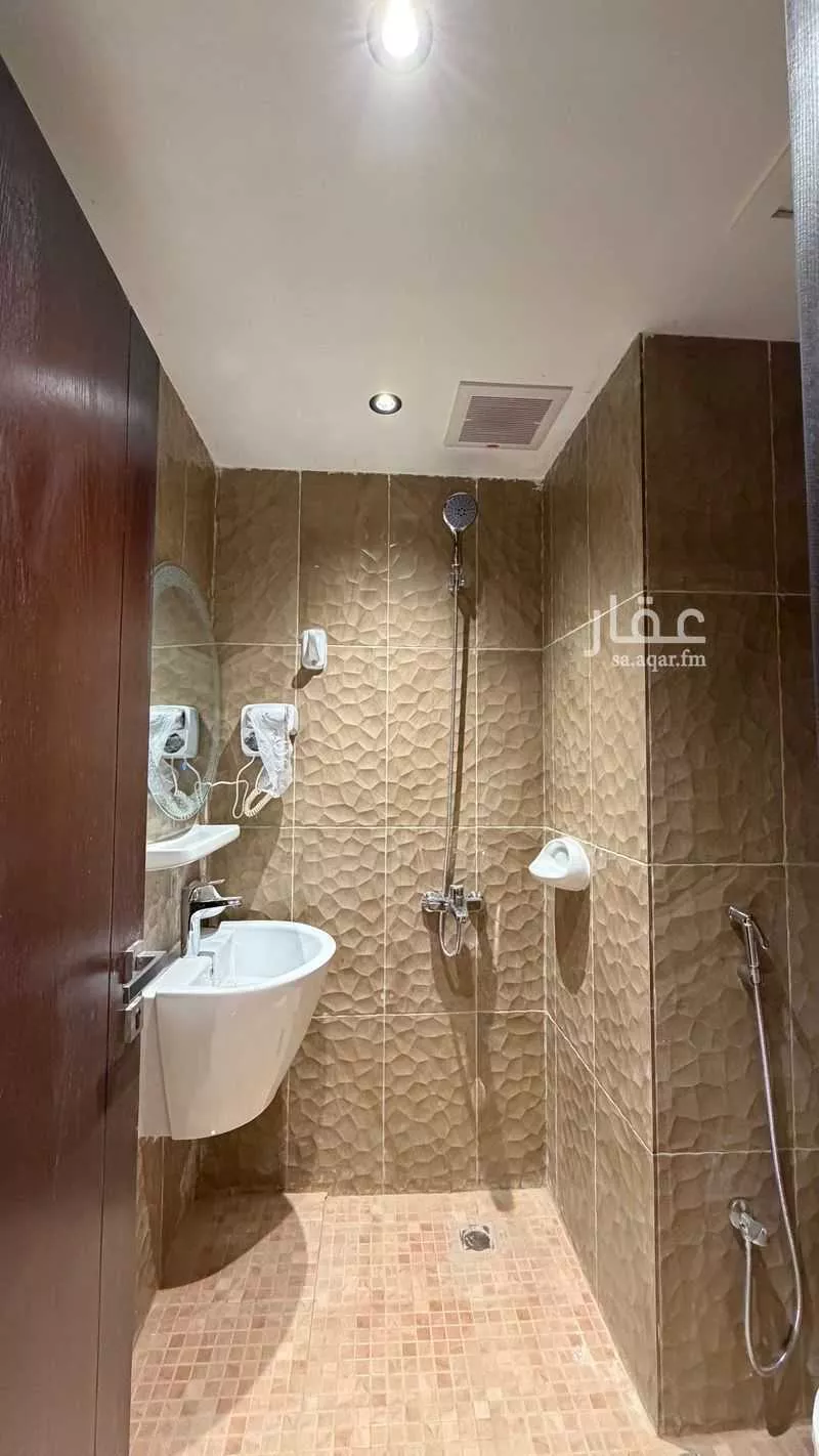 عمارة 600 م² في النسيم 6