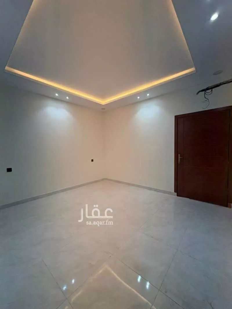 عمارة 300 م² في العكيشية 9