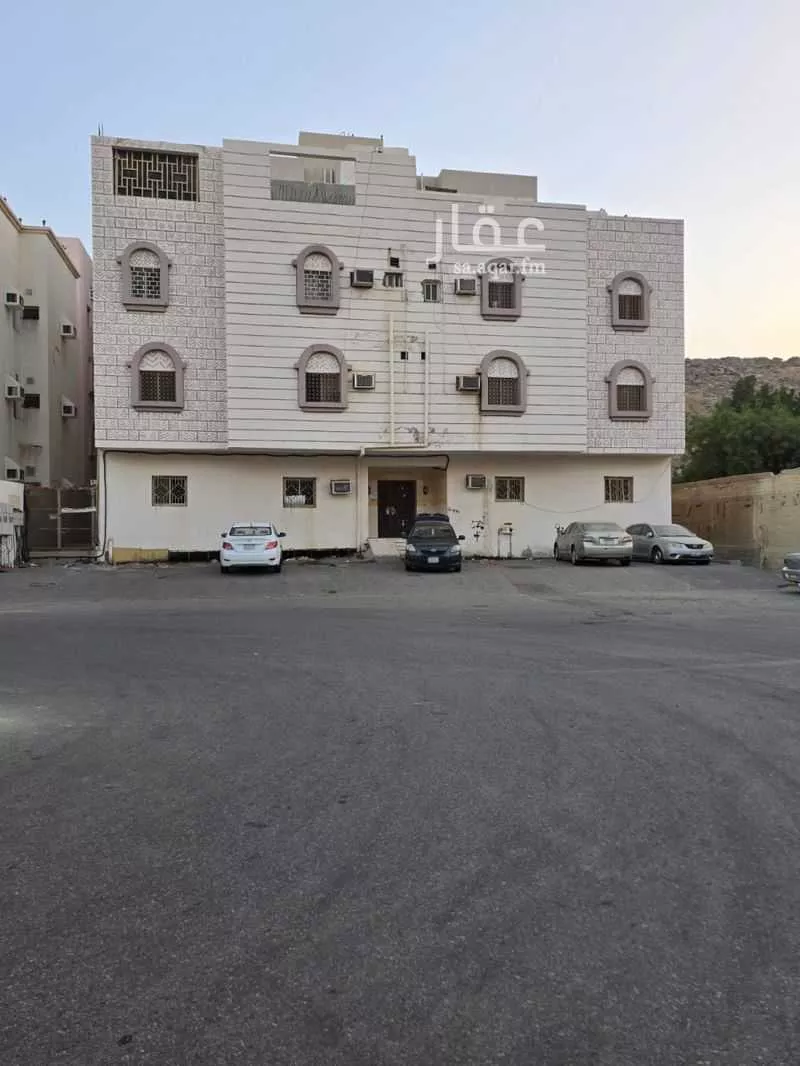 500 sqm building in Batha Quraysh 3