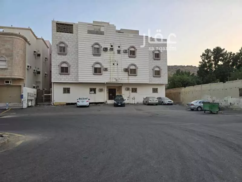 500 sqm building in Batha Quraysh 4
