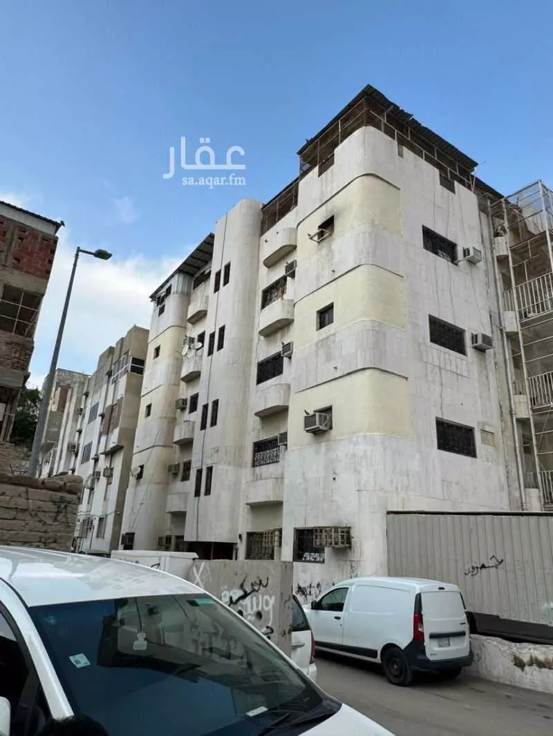 عمارة 439 م² في الخنساء 4