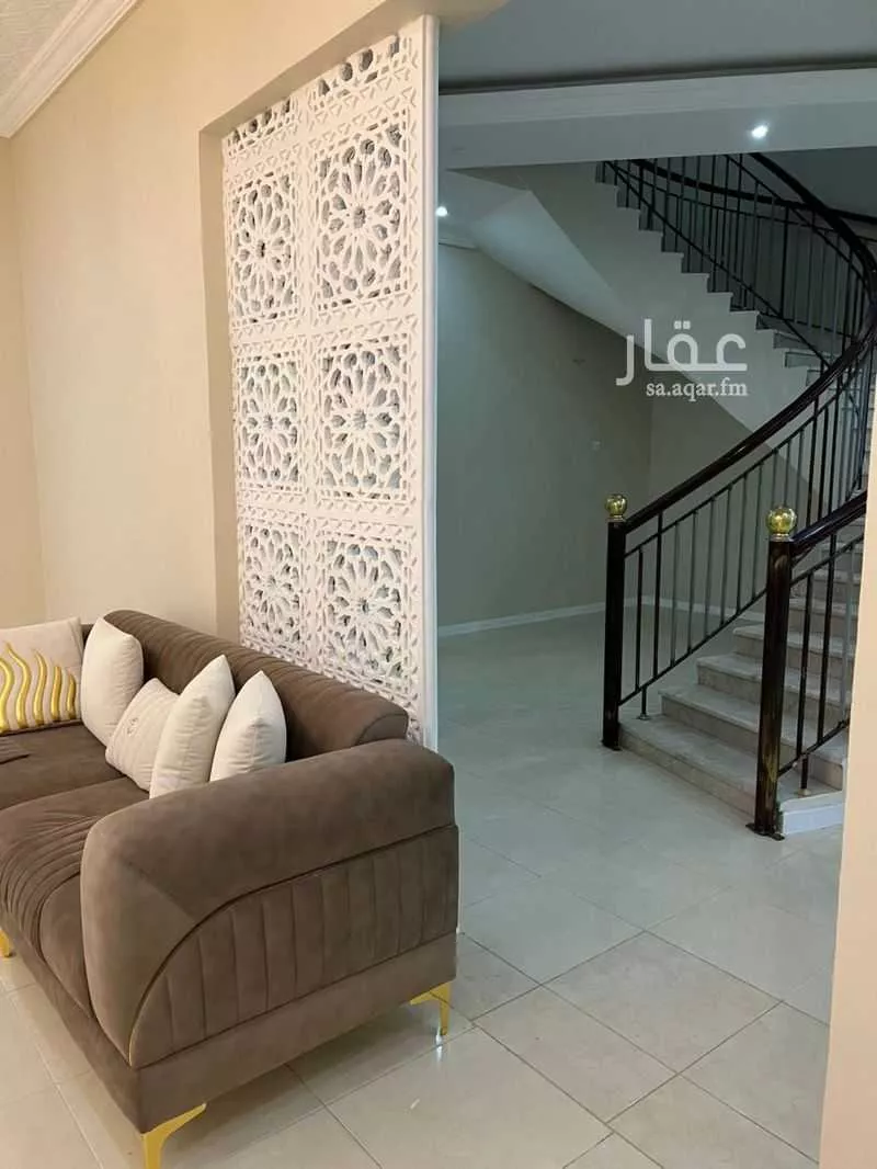 849 sqm building in Al Umrah Al Jadidah 7