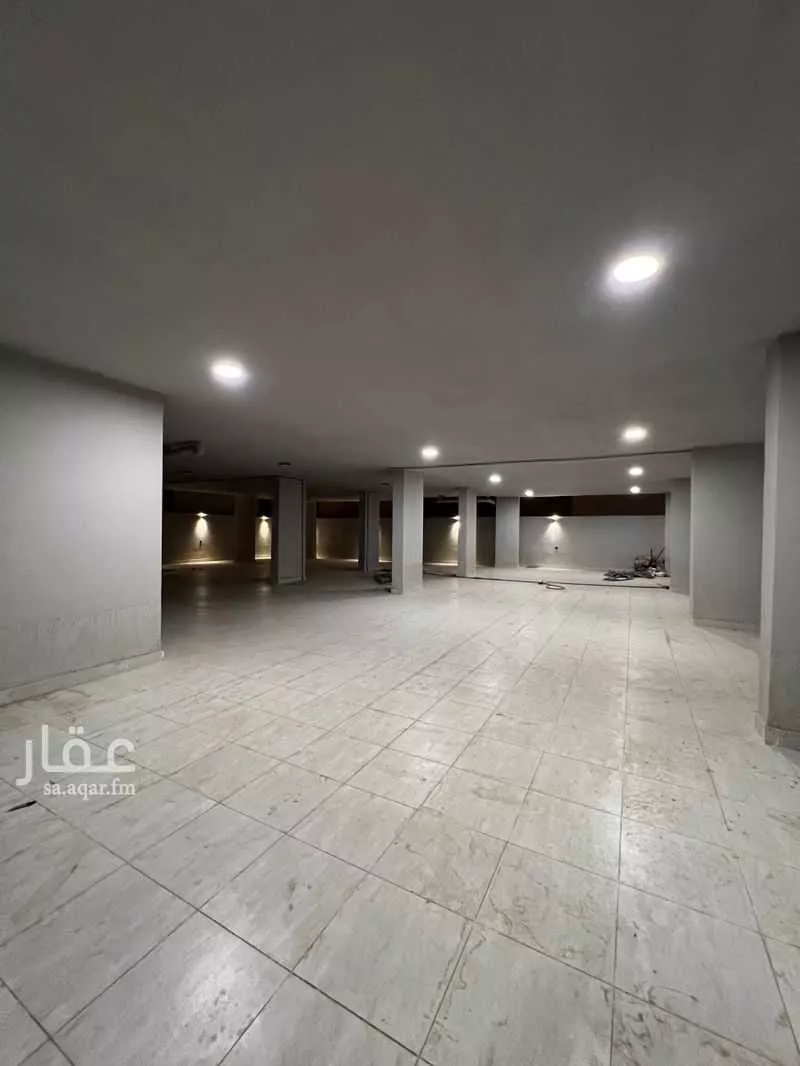 عمارة 600 م² في الملك فهد 12