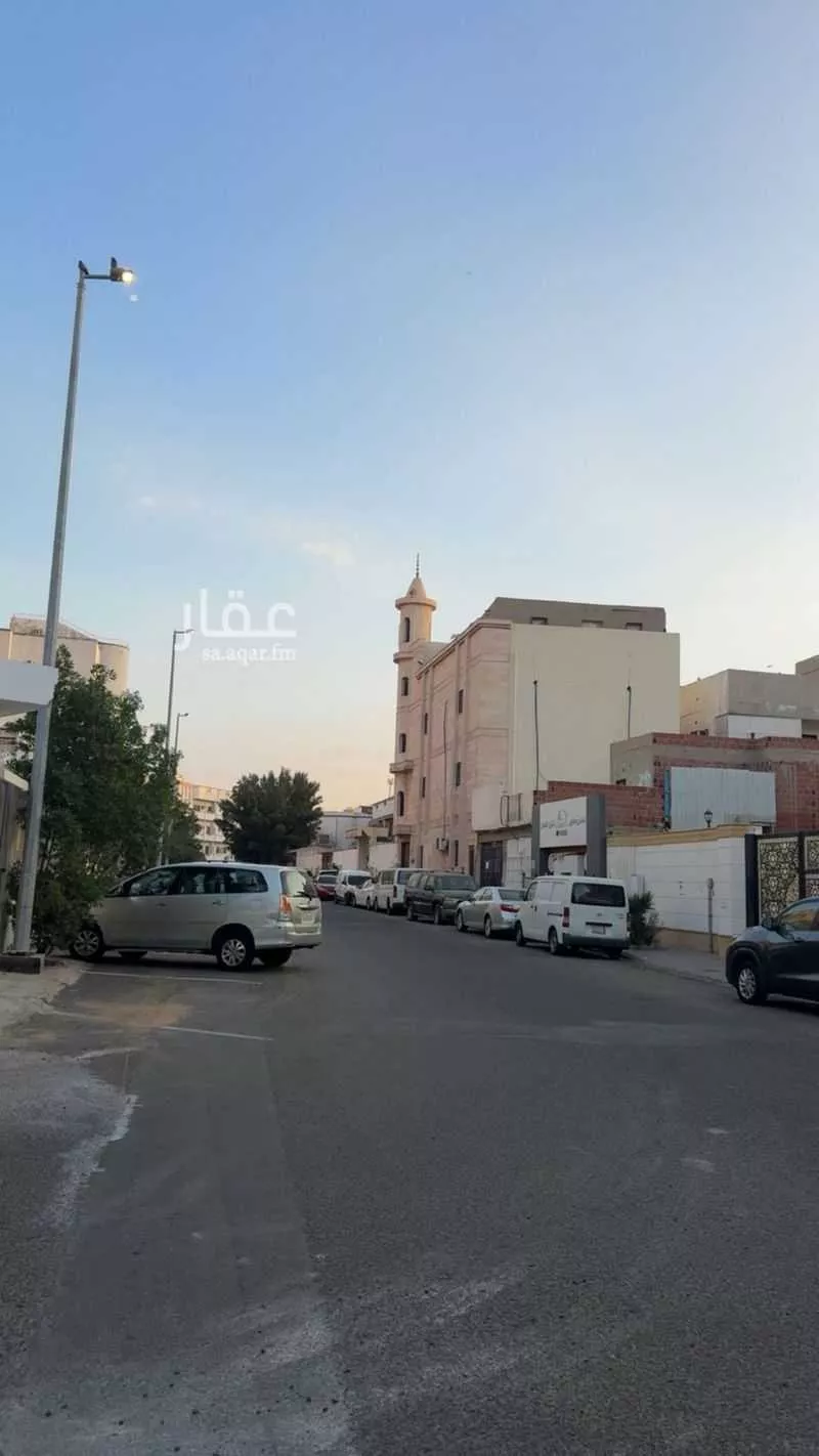 عمارة 727 م² في الرصيفة 9