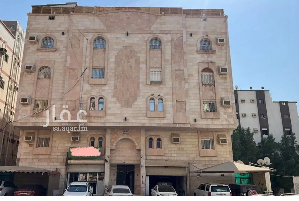650 sqm building in Al Kakiyyah 4