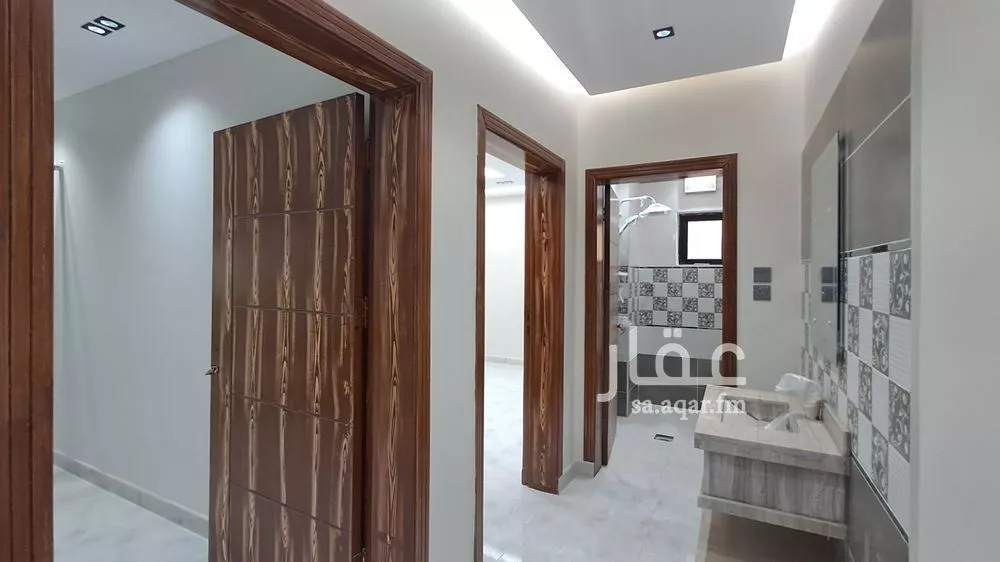 عمارة 660 م² في الشوقية 16