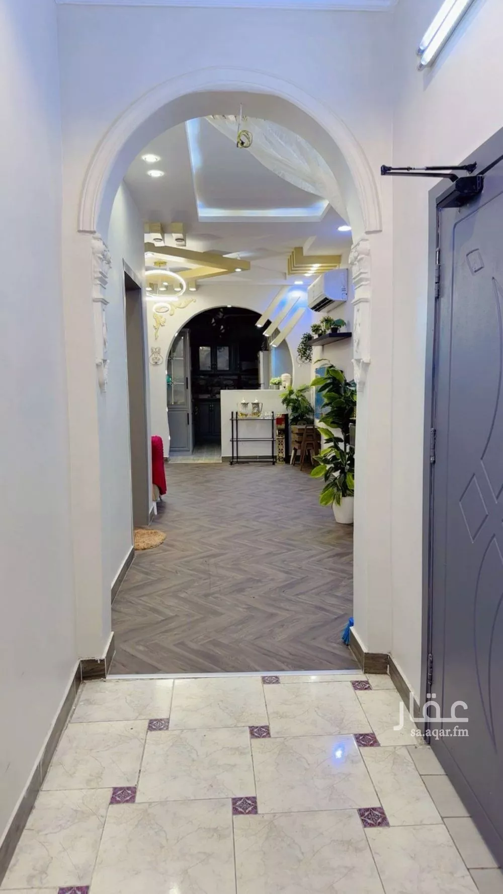 عمارة 400 م² في الراشدية 6