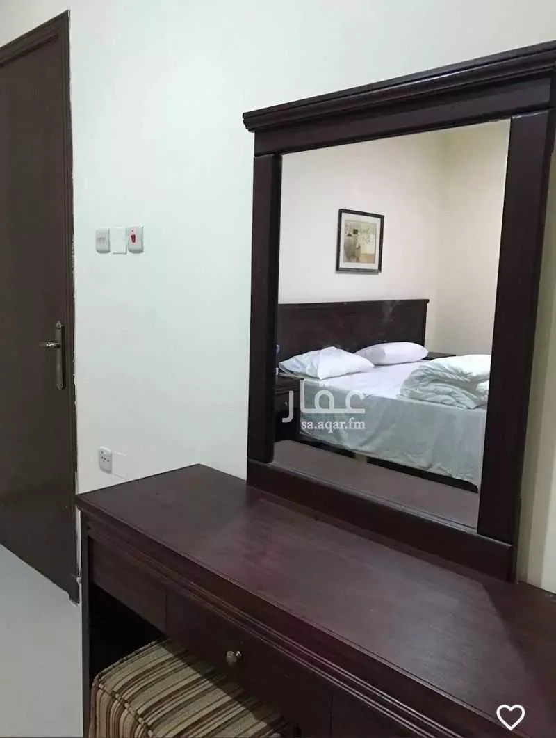 744 sqm building in Al Hijra 5