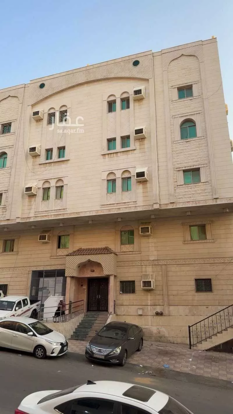 عمارة 720 م² في الشوقية 5