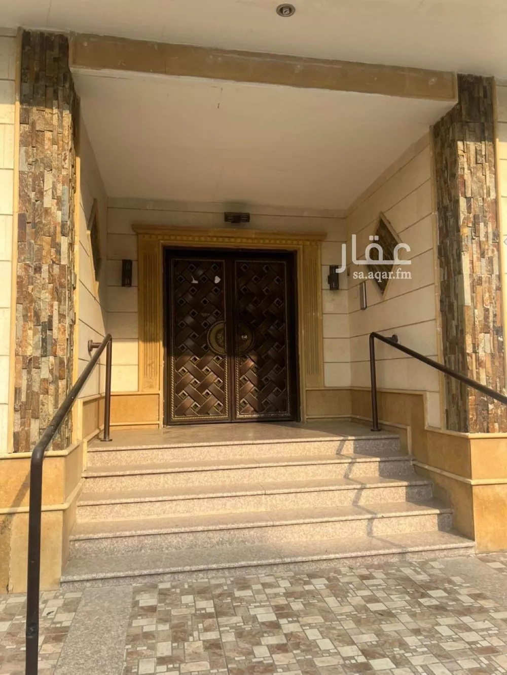 عمارة 750 م² في الخضراء 2