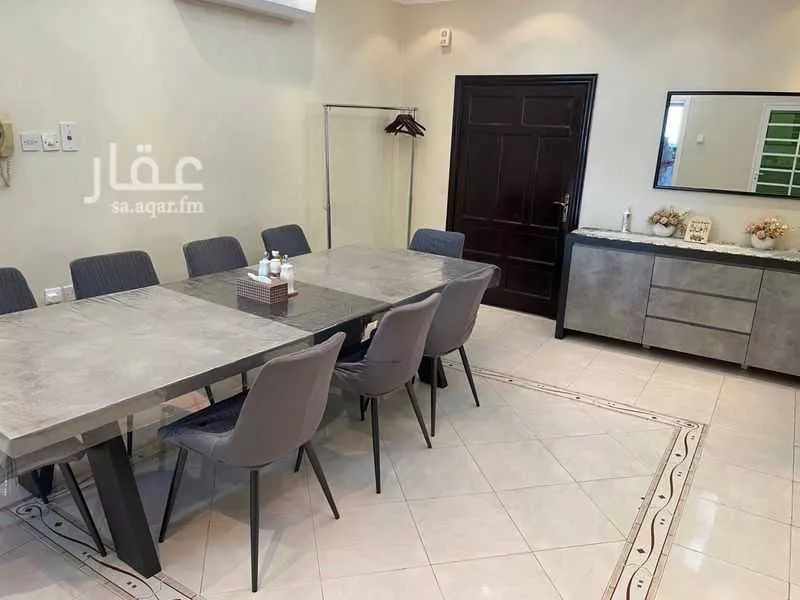 عمارة 400 م² في الخالدية 11