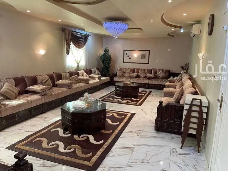 عمارة 400 م² في الخالدية 6