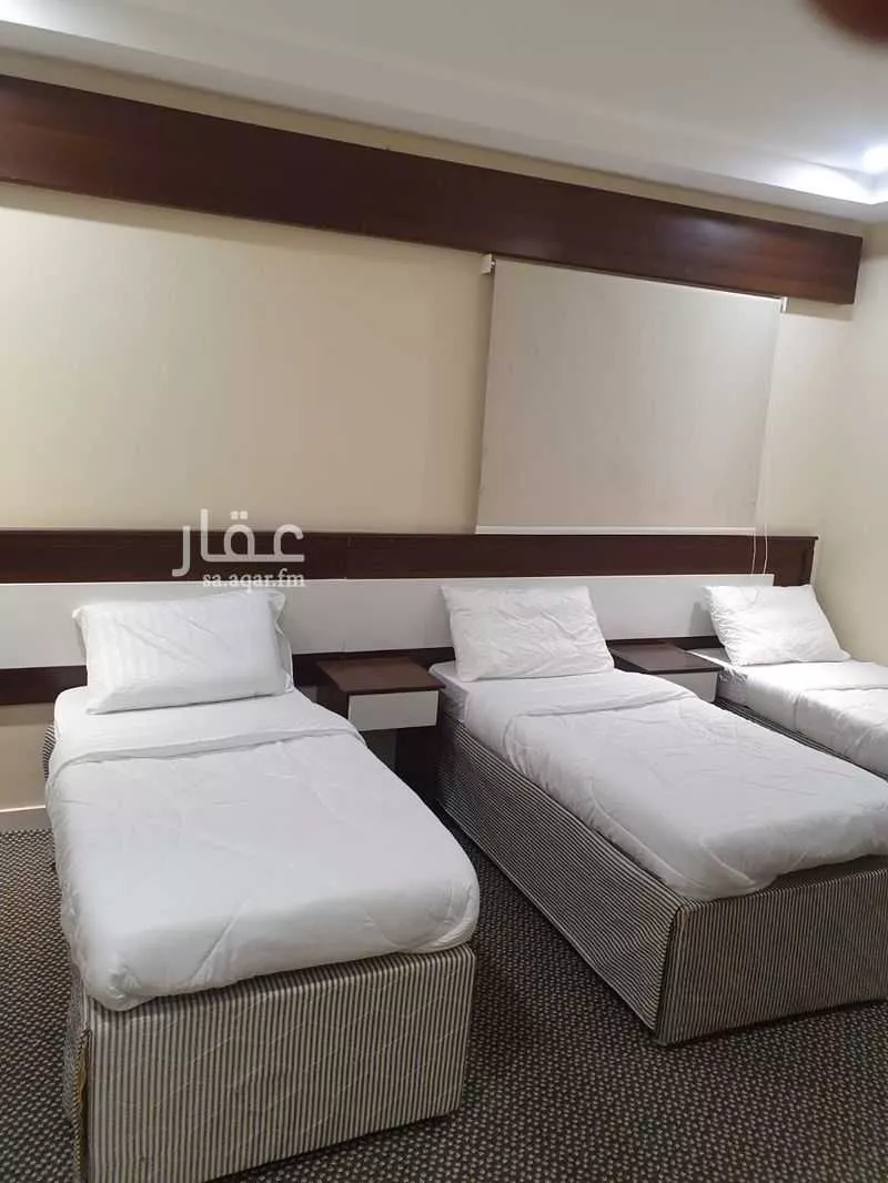 400 sqm building in Al Rawdah 5