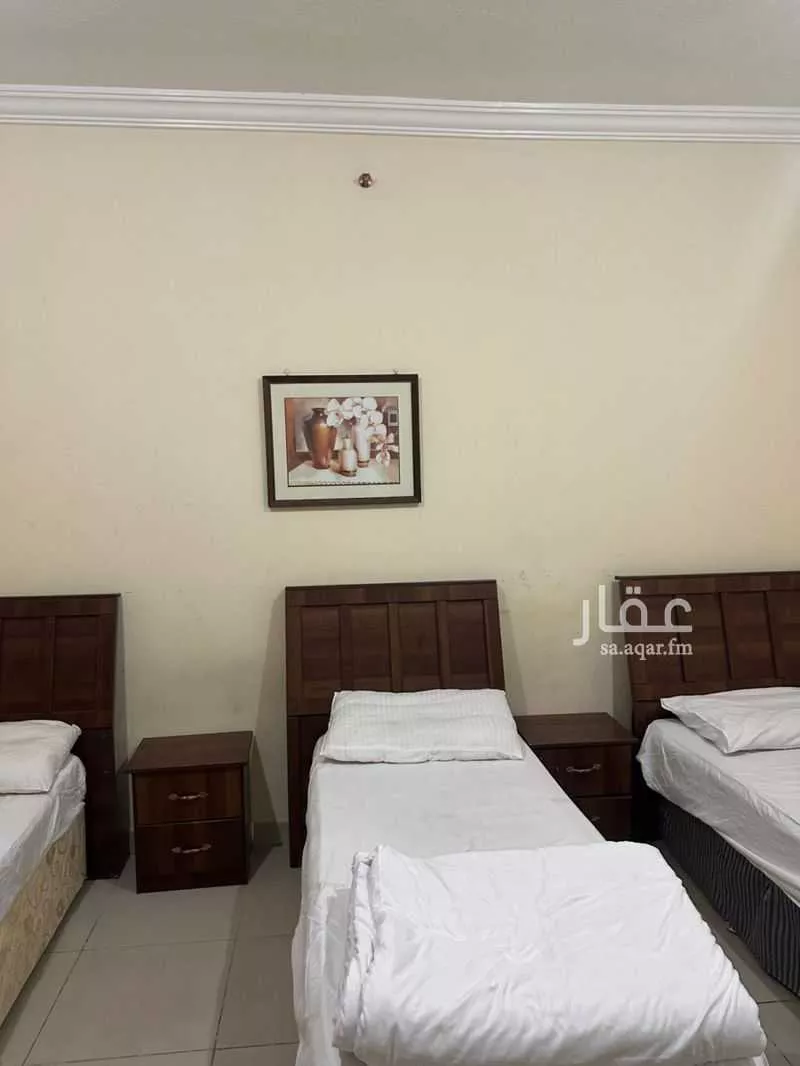 عمارة 744 م² في الهجرة 4
