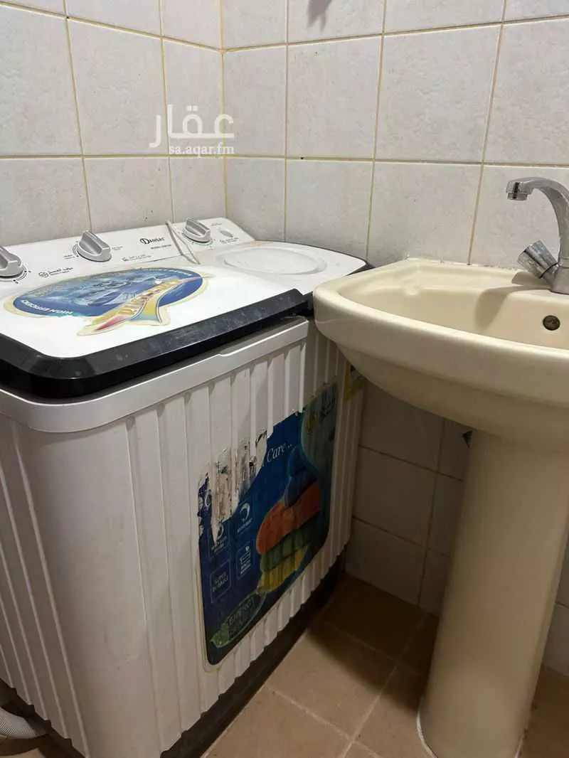 عمارة 744 م² في الهجرة 6