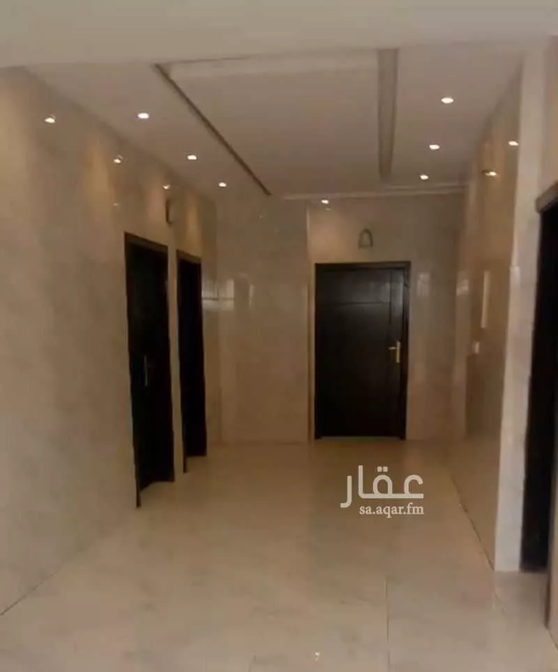 عمارة 900 م² في الملك فهد 7