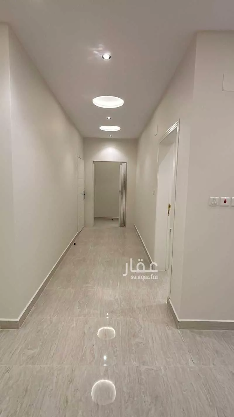 550 sqm building in Al Buhayrat 8