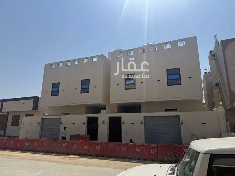 378 sqm building in Al Ukayshiyyah 8