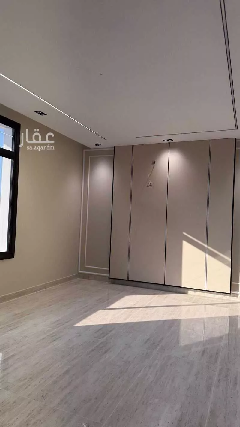 400 sqm building in Al Rashidiyyah 7