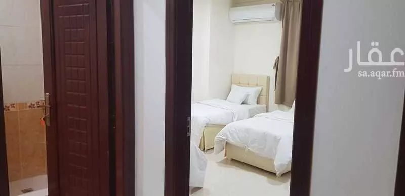 809 sqm building in Al Aziziyah 7