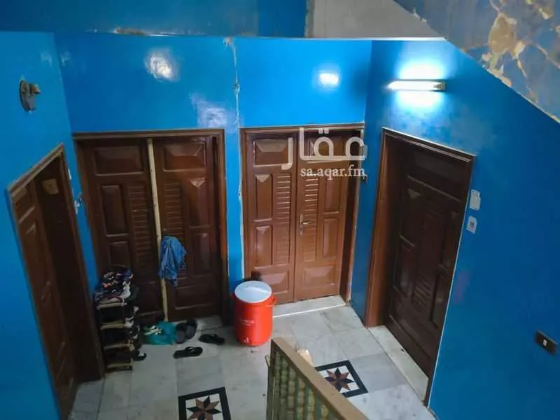 عمارة 296 م² في الخنساء 6
