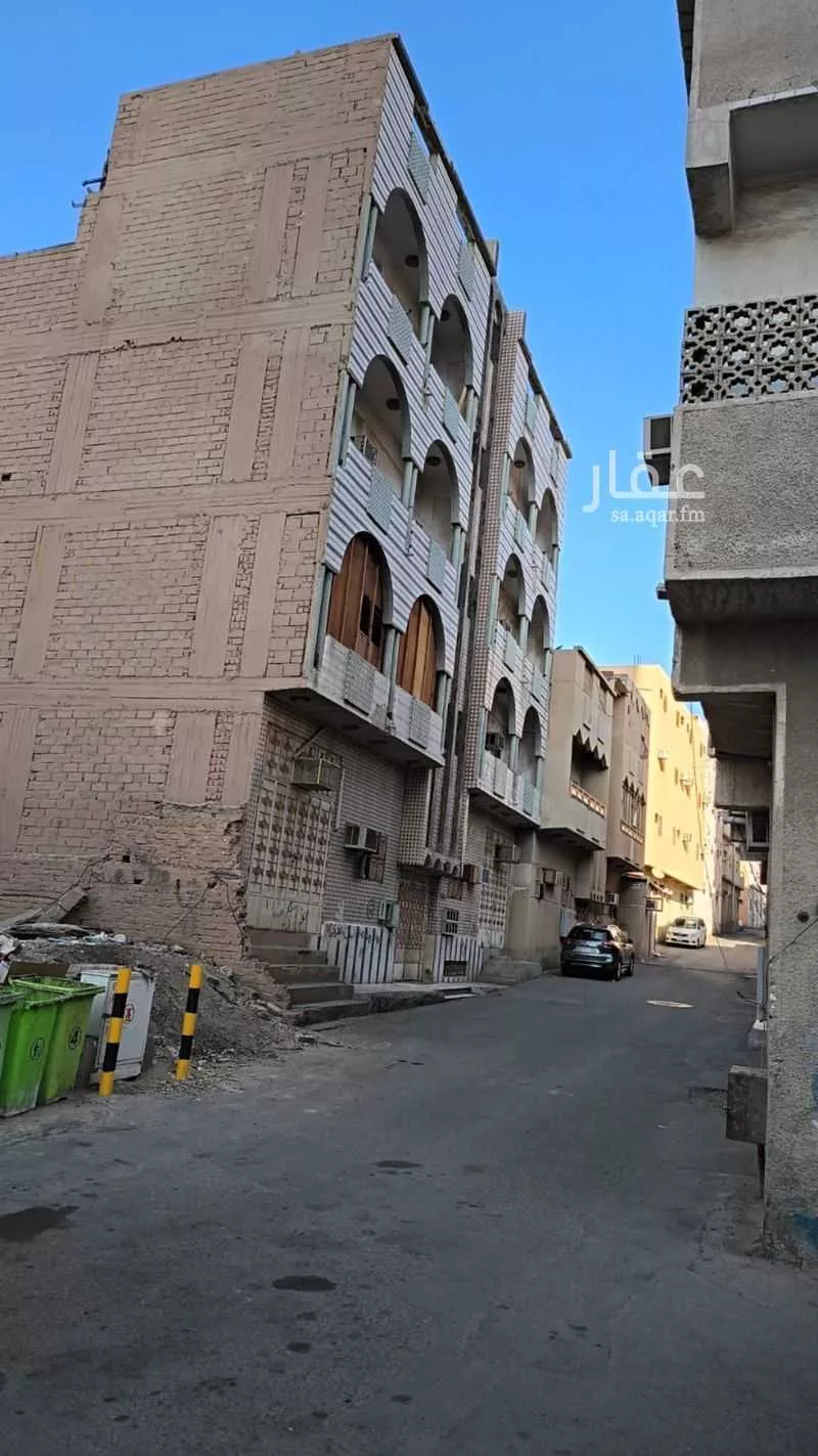عمارة 296 م² في الخنساء 7