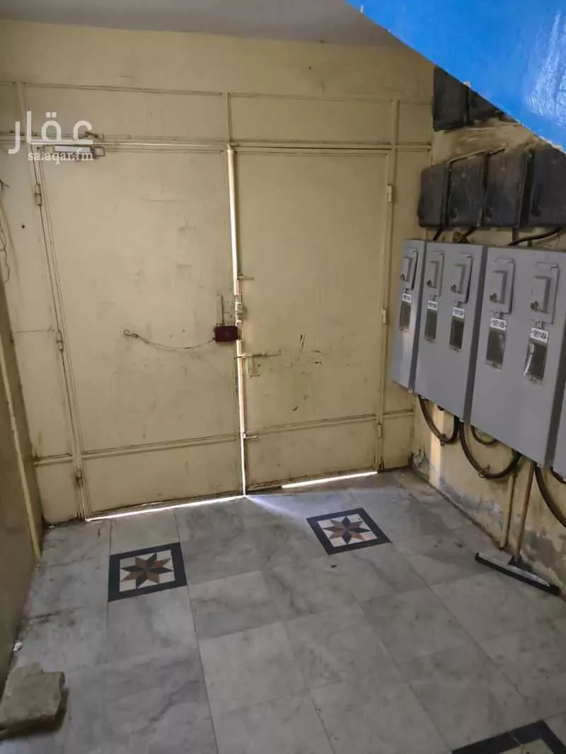 عمارة 296 م² في الخنساء 9