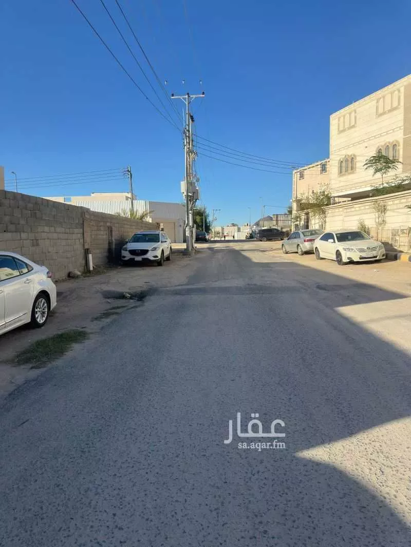 عمارة 1001 م² في الشرائع 3
