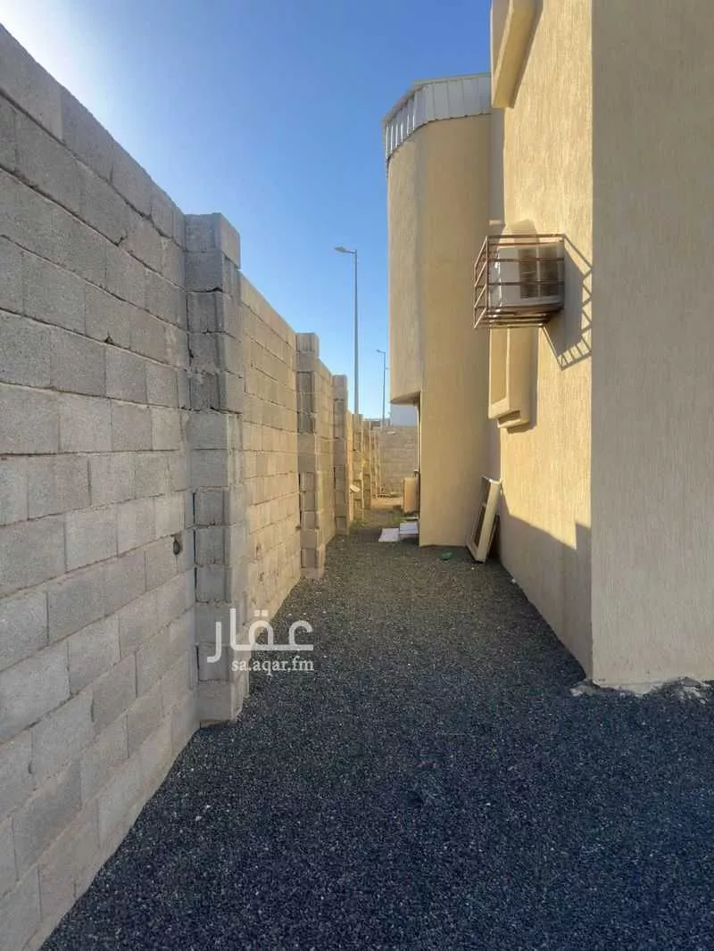 عمارة 1001 م² في الشرائع 4