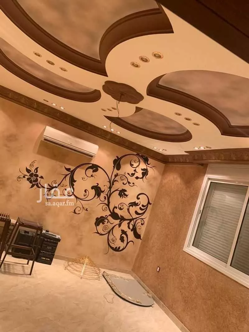 عمارة 625 م² في التنعيم 9