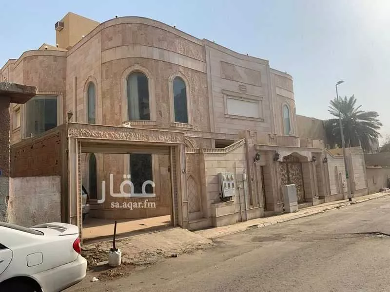 عمارة 625 م² في التنعيم 10
