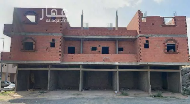 669 sqm building in Al Khadra 2