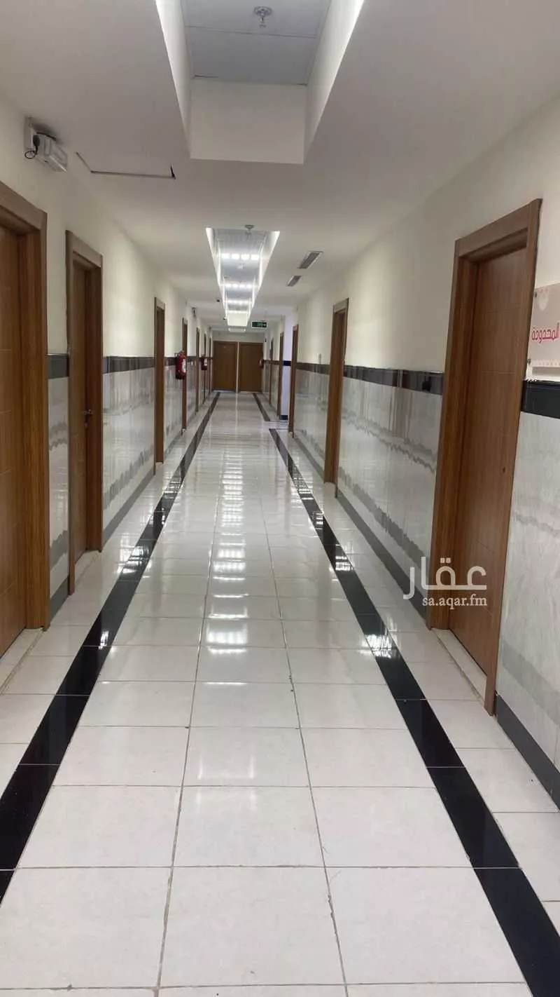 500 sqm building in King Fahd 4