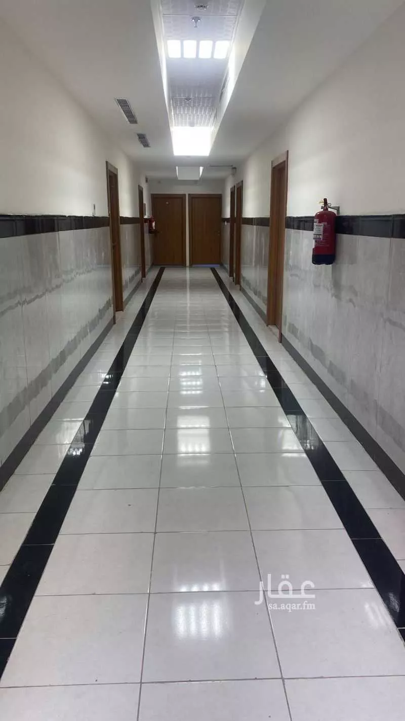 500 sqm building in King Fahd 5