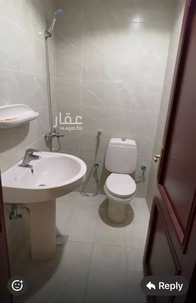 عمارة 1169 م² في العزيزية 6