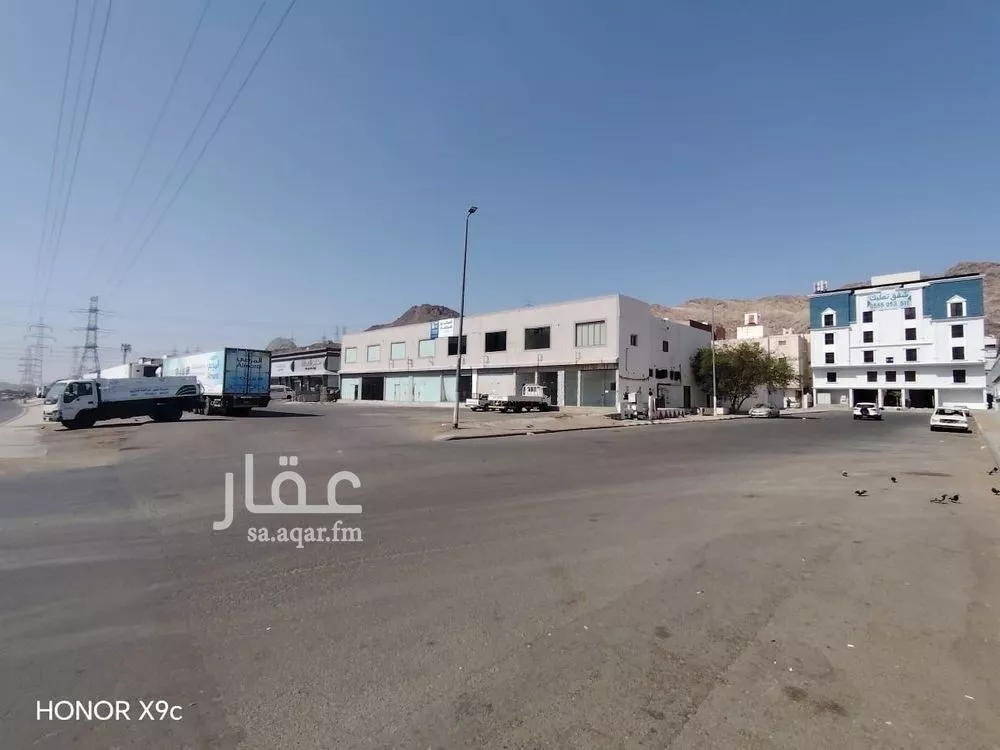 762 sqm land in Al Adl 4