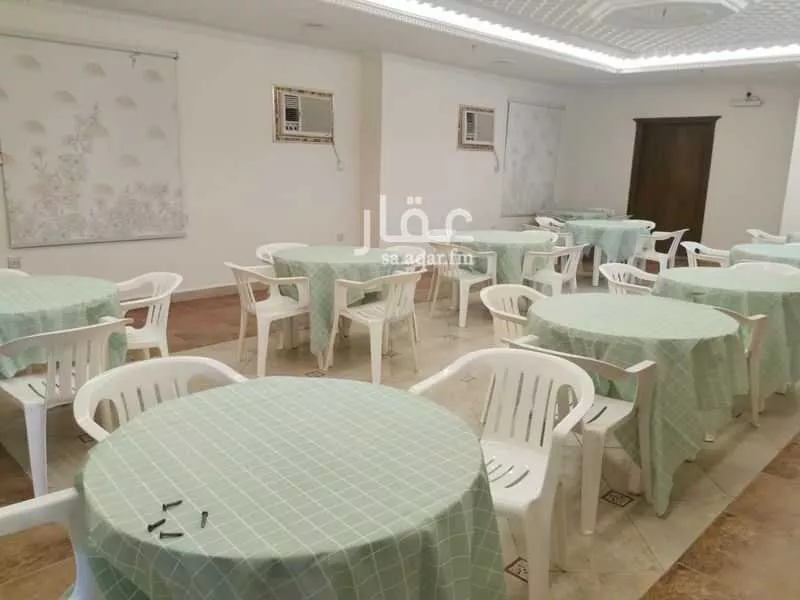 عمارة 505 م² في الروضة 12